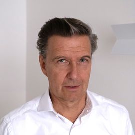 Prof. Dr. Stefan Holtmann