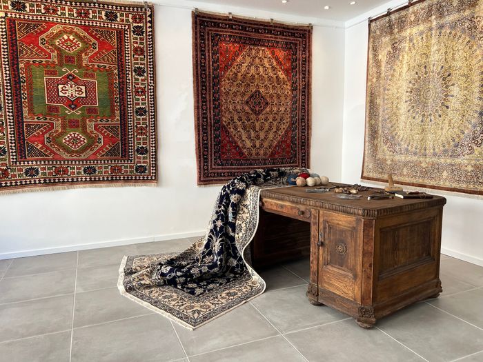 großes Auswahl an ausgefallenen Perserteppichen modern und klassisch bei BONAKDAR Teppichkultur