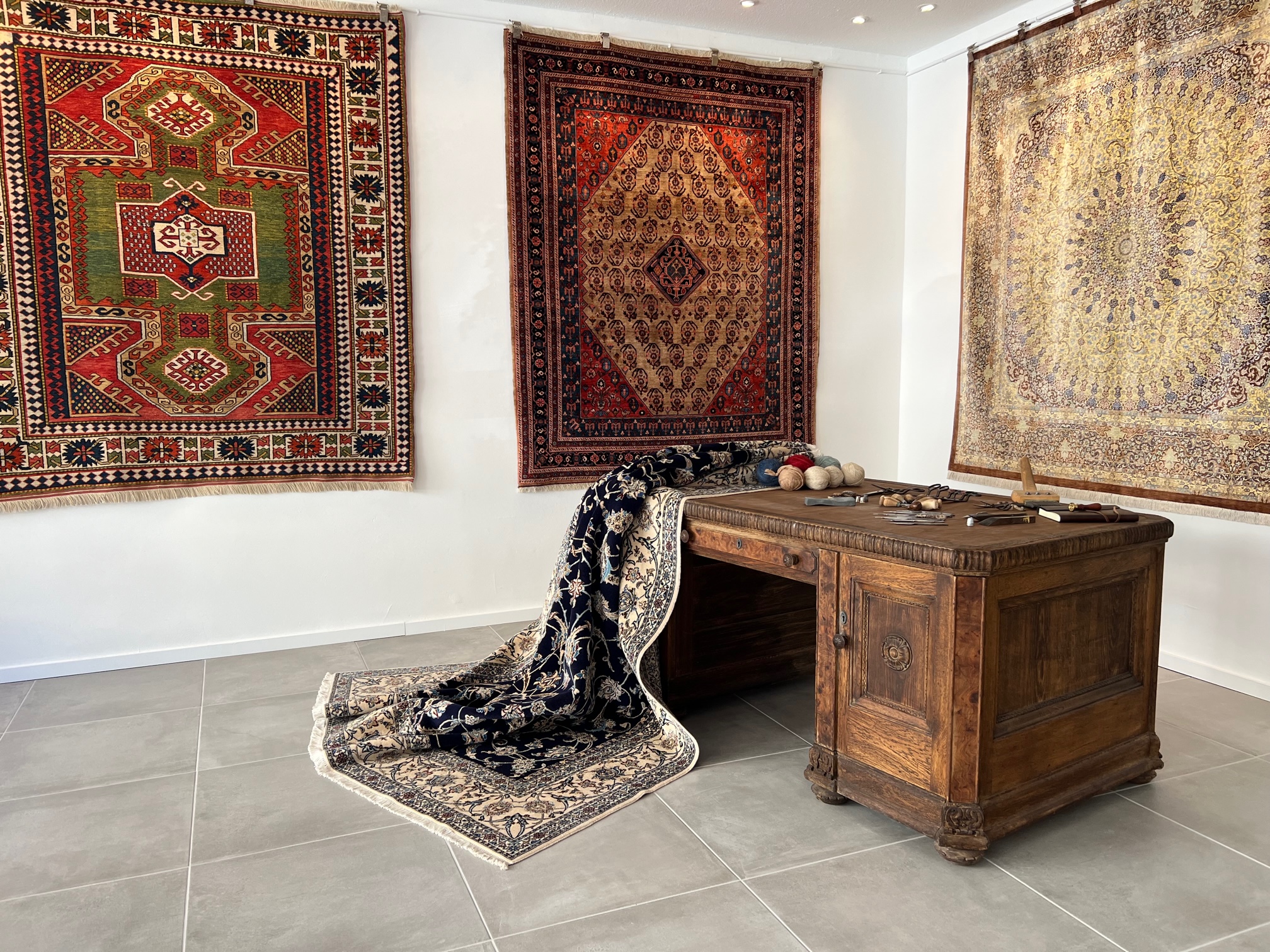 gro&szlig;es Auswahl an ausgefallenen Perserteppichen modern und klassisch bei BONAKDAR Teppichkultur