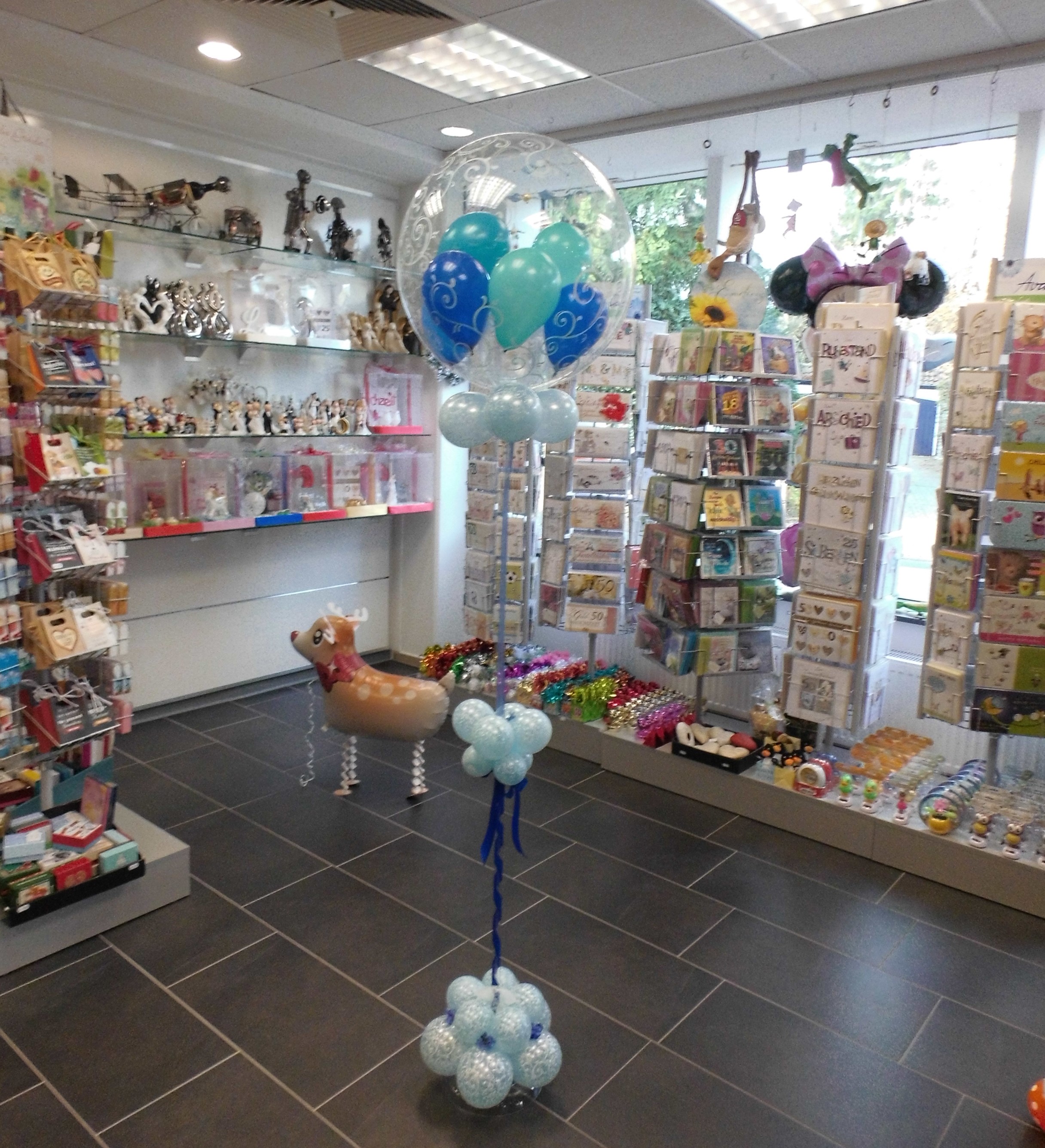 Geschenkverpackung mit Luftballons bei Partyzauber Rheine, Münsterland, Münster Osnabrück, NRW