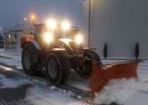 Bild zu Eckert Uwe Landschaftspflege Erdarb. Winterdienst Parkplatz-Reinigung