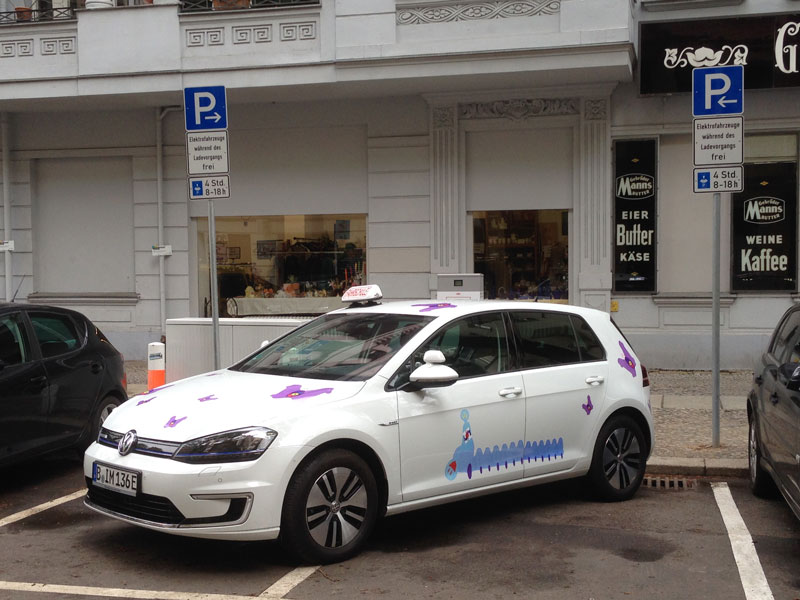 Fahrschule inno.M Berlin Charlottenburg - Fahrschule mit Elektrofahrzeug