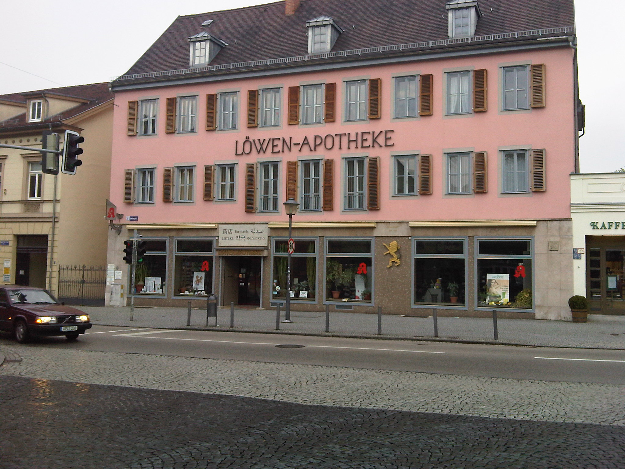 Bild 1 Löwen-Apotheke in Weimar
