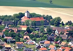 Bild zu Bundeslehranstalt Burg Warberg e.V.