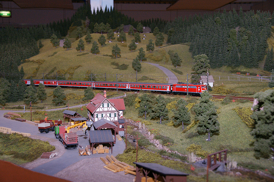 Bild 15 Schwarzwaldbahn in Hausach