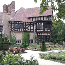 Schloss Cecilienhof (Im Neuen Garten) Historische Gedenkstätte der Potsdamer Konferenz in Potsdam