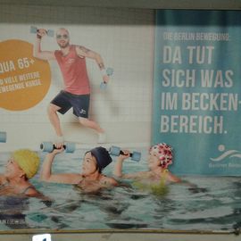 Werbung in Berliner U-Bahnhöfen