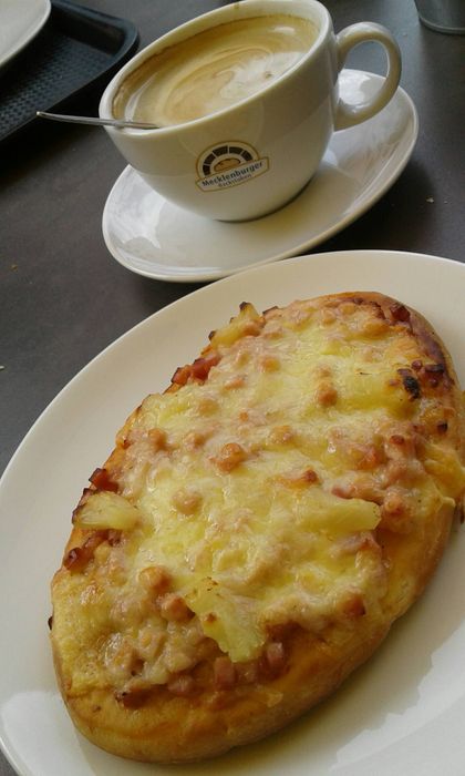 Pizzazunge und Kaffee...