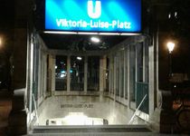 Bild zu U-Bahnhof Viktoria-Luise-Platz