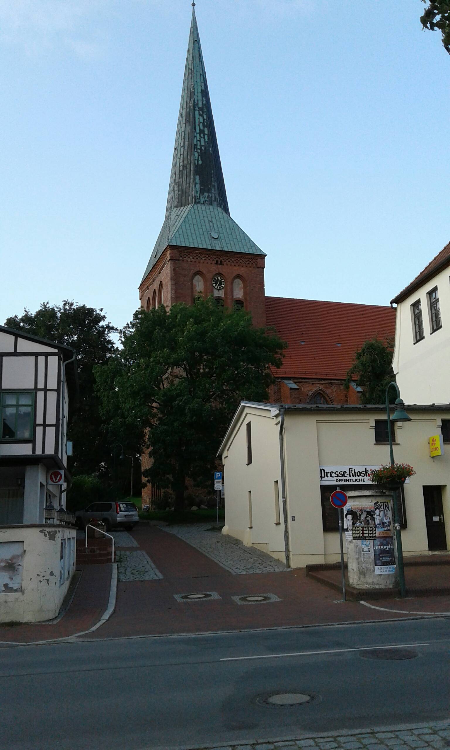 Bild 7 Pfarramt in Kröpelin