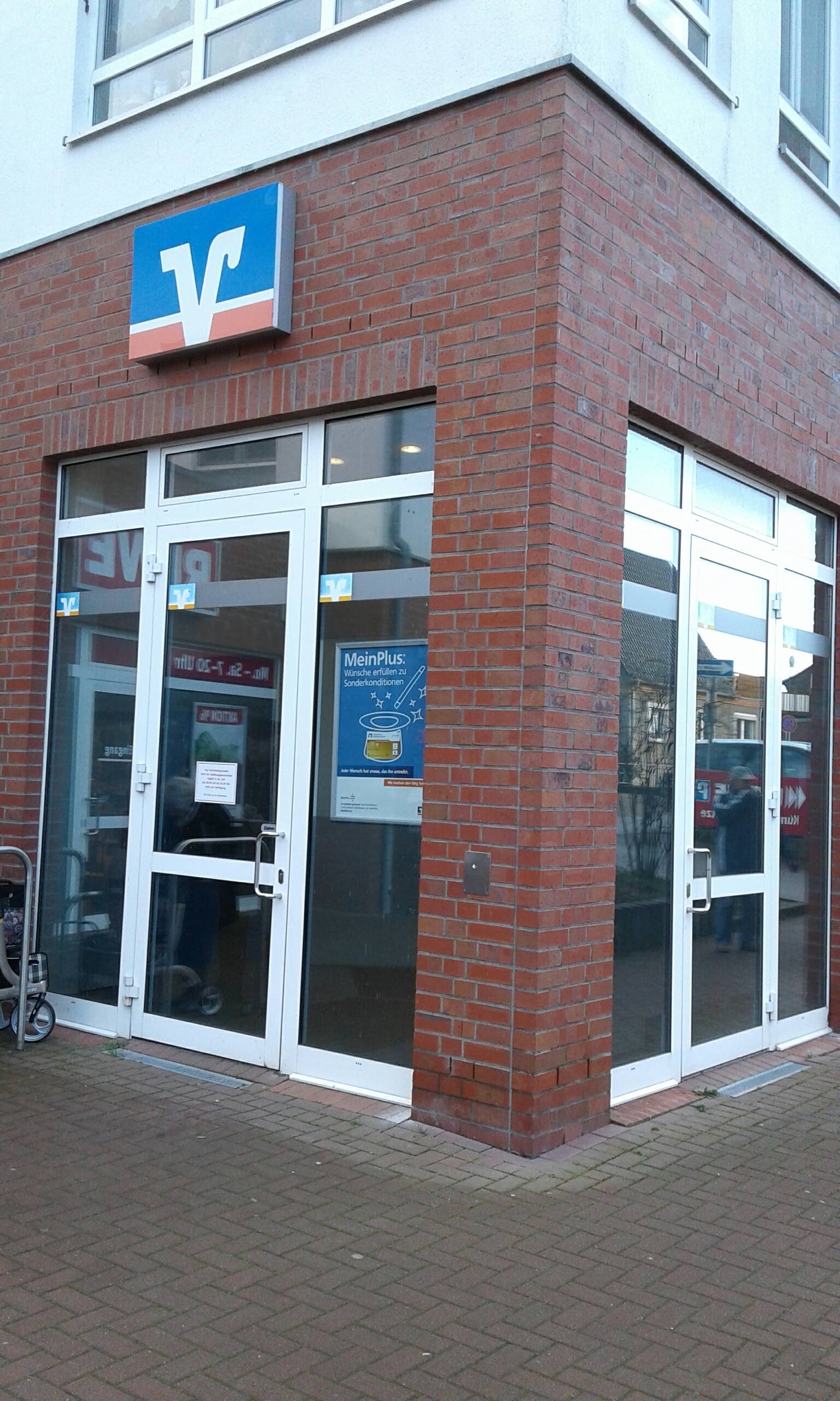 Bild 1 VR Bank Mecklenburg eG Geldautomat in Kirchdorf