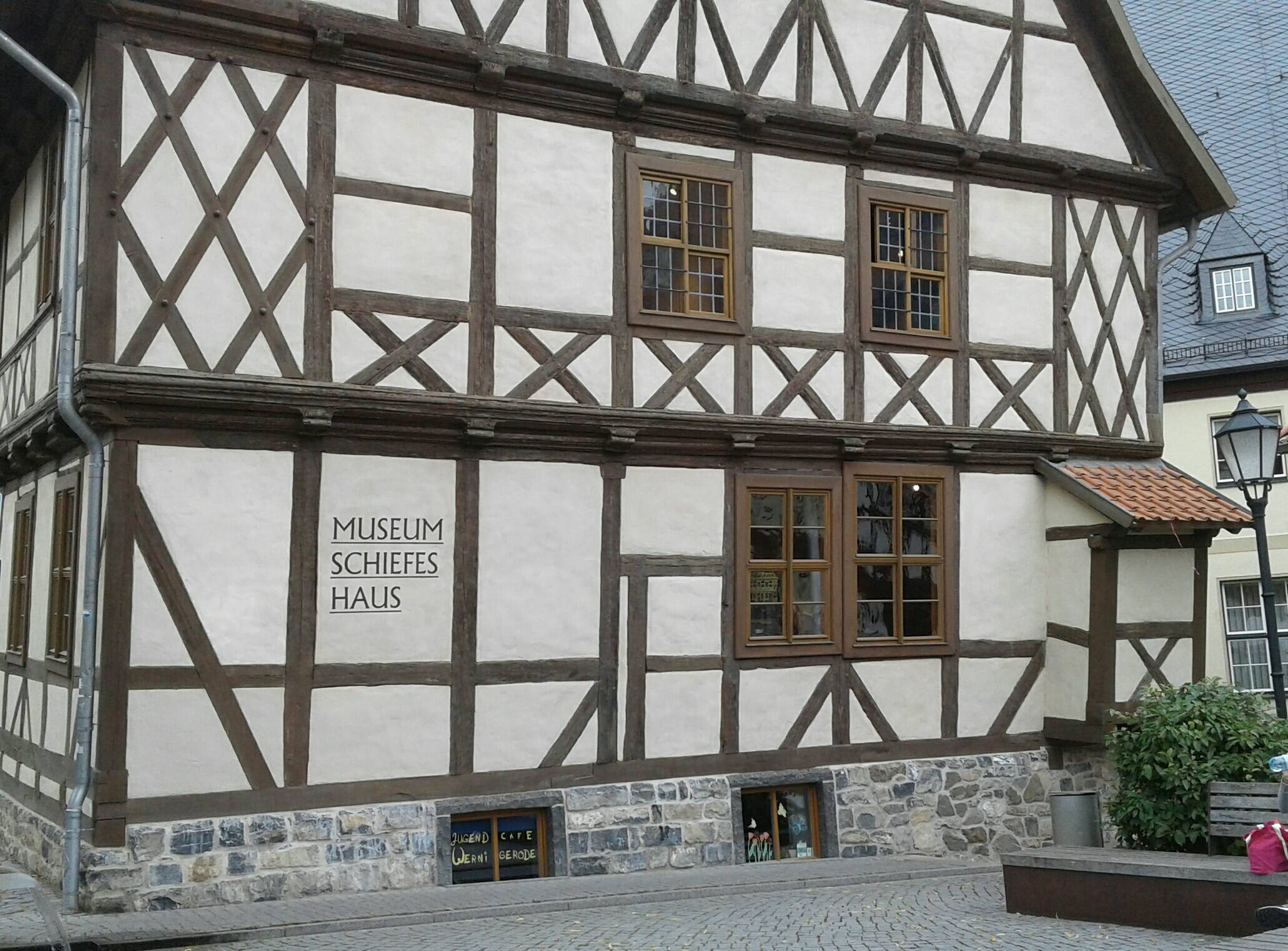 Bild 1 Schiefes Haus Museum in Wernigerode