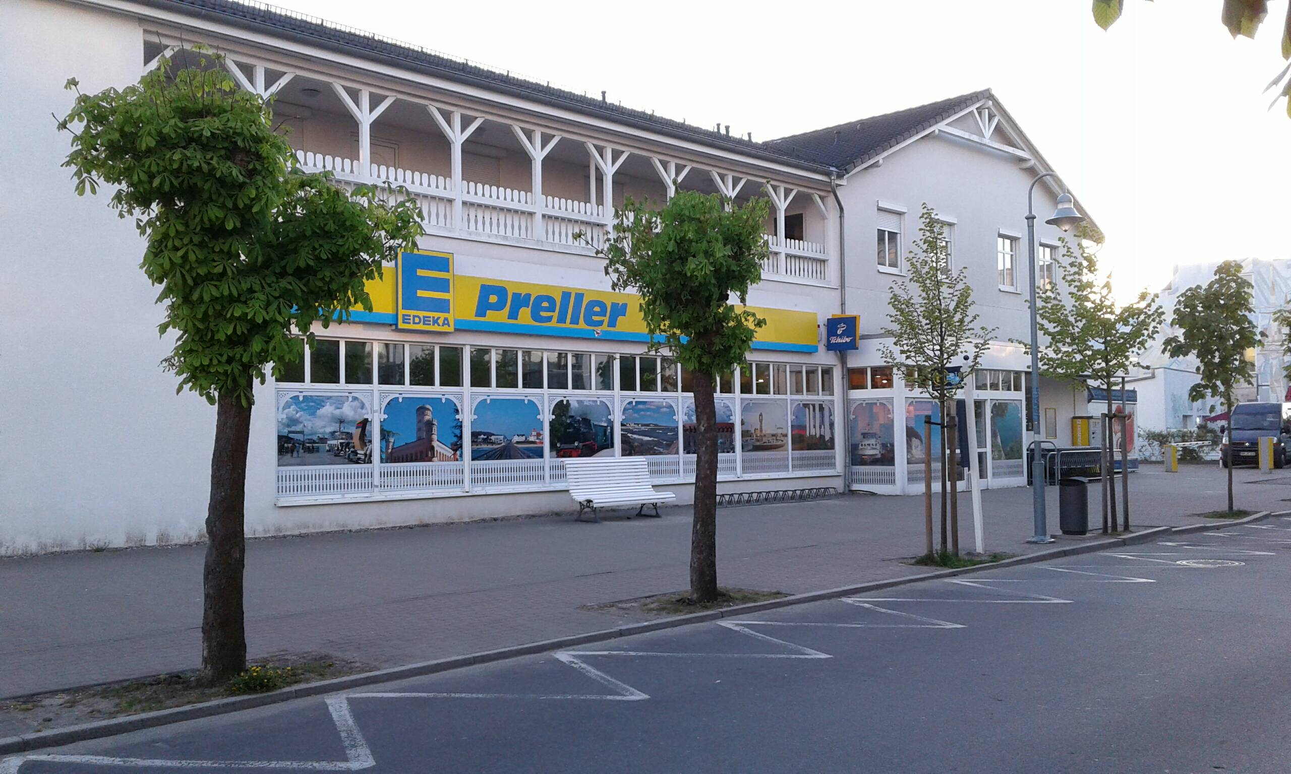 Bild 2 EDEKA Aktiv Markt Preller in Binz