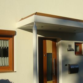 Neues Fenster mit Rollladen mit Sonnen- / Dämmerungsautomatik