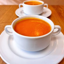 K&uuml;rbissuppe