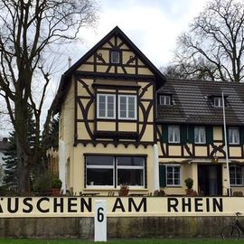 K. u. K. im Weinhäuschen am Rhein in Bonn