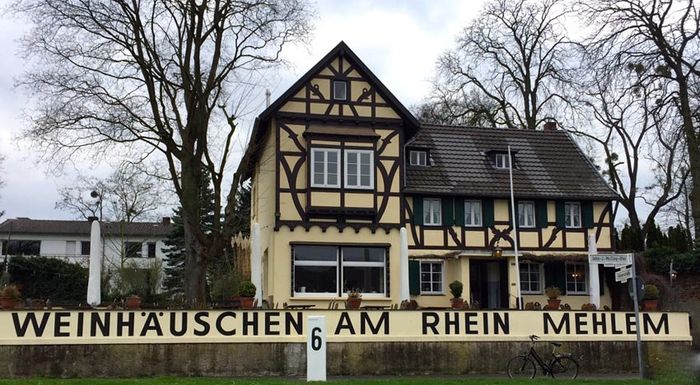 K. u. K. im Weinhäuschen am Rhein