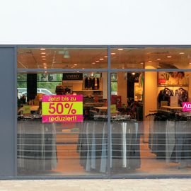 Adler Modemärkte AG, Laatzen