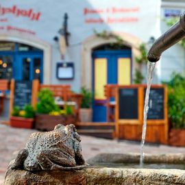 Au&szlig;enansichten vom Restaurant Fuchsh&ouml;hl • Punjabi Haveli in Mei&szlig;en