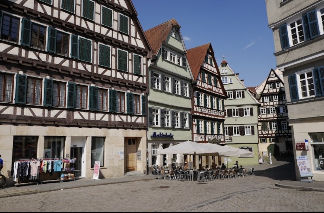 Zentral am Marktplatz in Tübingen
