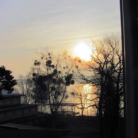 Sonnenaufgang über dem Templiner See, von unserer Terrasse aus gesehen.