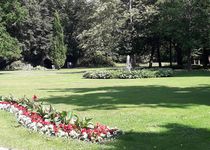 Bild zu Fontänenbrunnen Schlosspark Britz