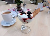 Bild zu Eis-Café