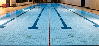 Bild zu Schwimmschule der Westfalen-Therme