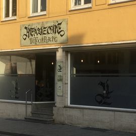 Headzone Tattoo+Piercing, Schöngeisinger Str. 19 in Fürstenfeldbruck