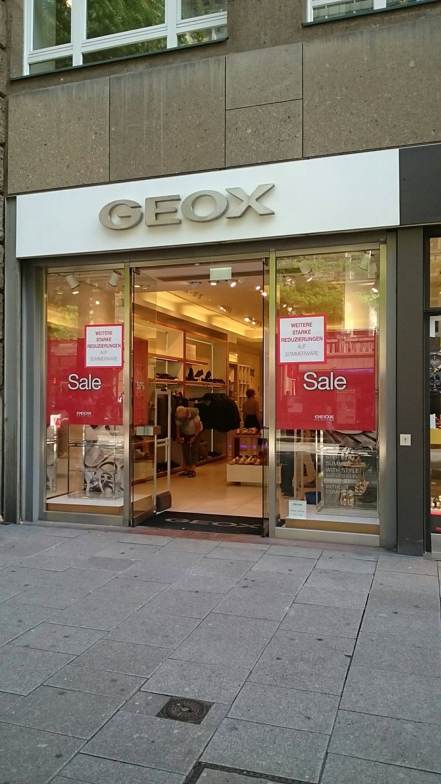 Geox German Branch in Hamburg ⇒ in Das