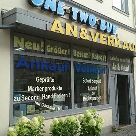 One-Two-Buy in Lübeck