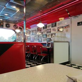 Chrome - Original American Diner in Lensahn