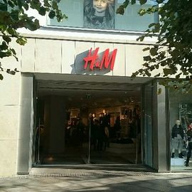 H&M Hennes & Mauritz in Lübeck