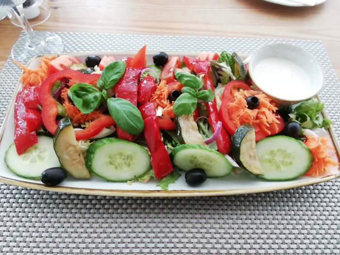 vegetarischer Salat (9,90)