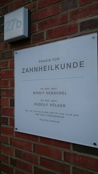 Henschel, Birgit und Völker, Rudolf Dres.med.dent.