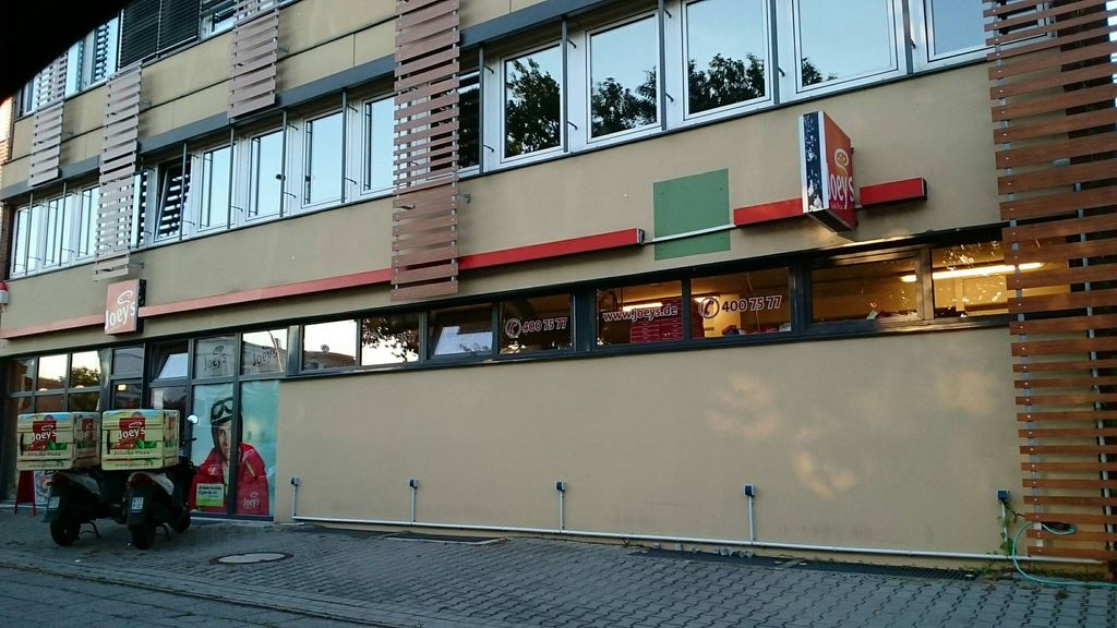 Nutzerfoto 1 Domino's Pizza Lübeck Am Burgfeld