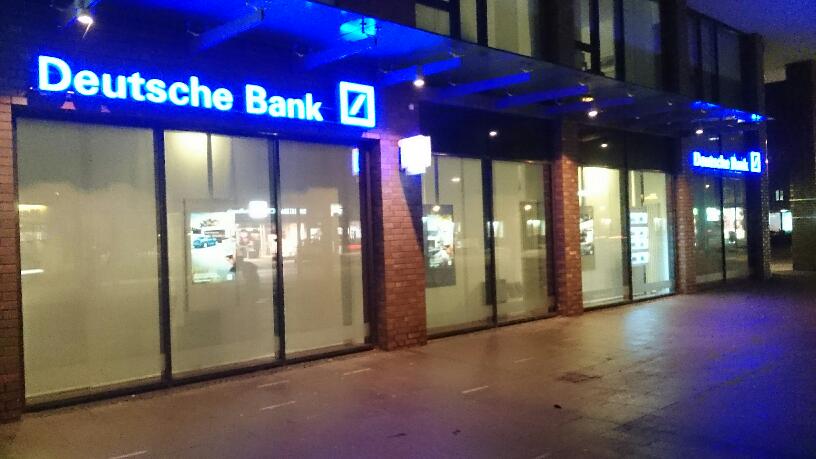Bild 2 Deutsche Bank Filiale Lübeck-Kaufhof in Lübeck