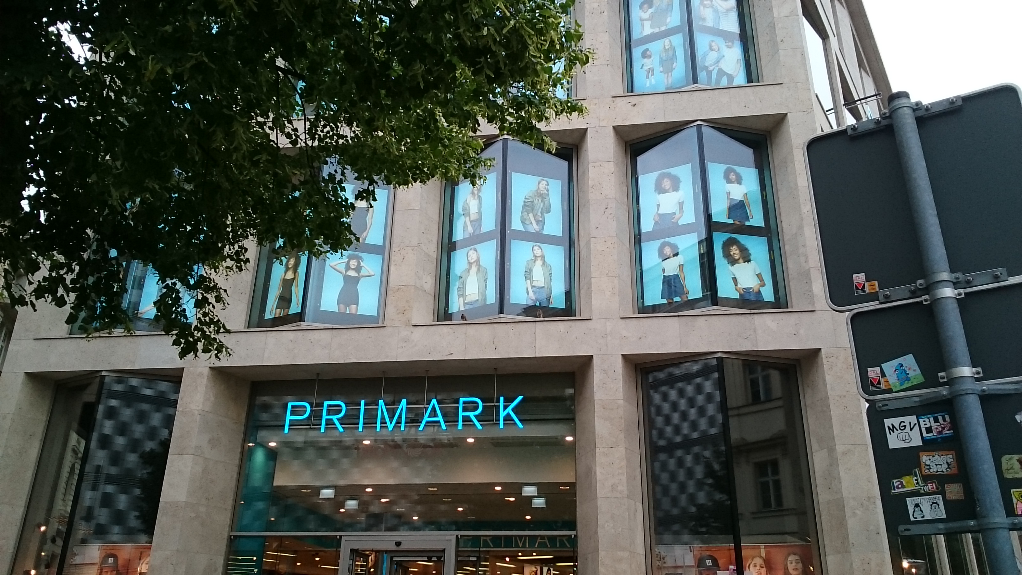 Bild 16 Primark in Leipzig