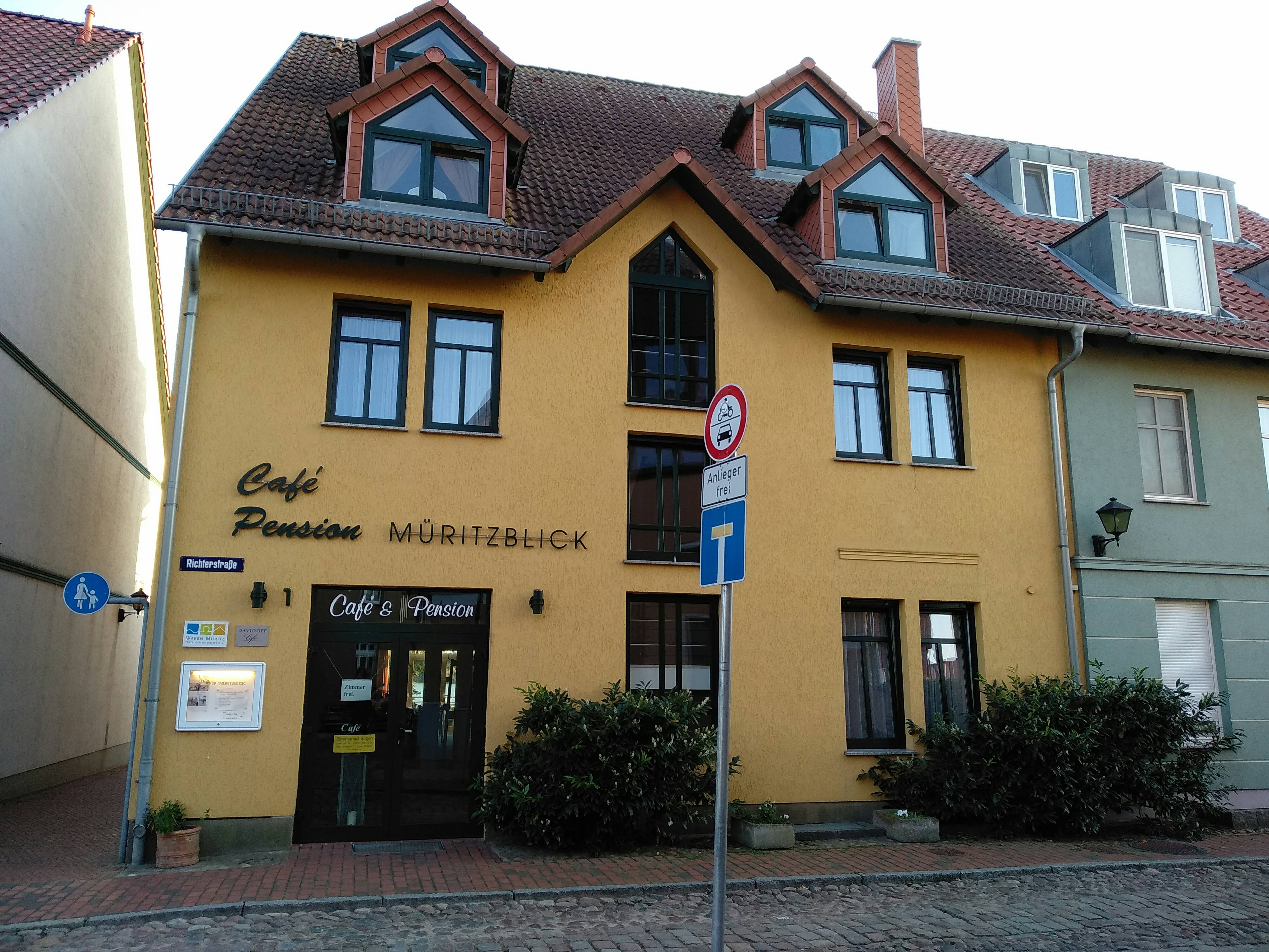 Bild 1 Pension u. Cafe Müritzblick in Waren (Müritz)