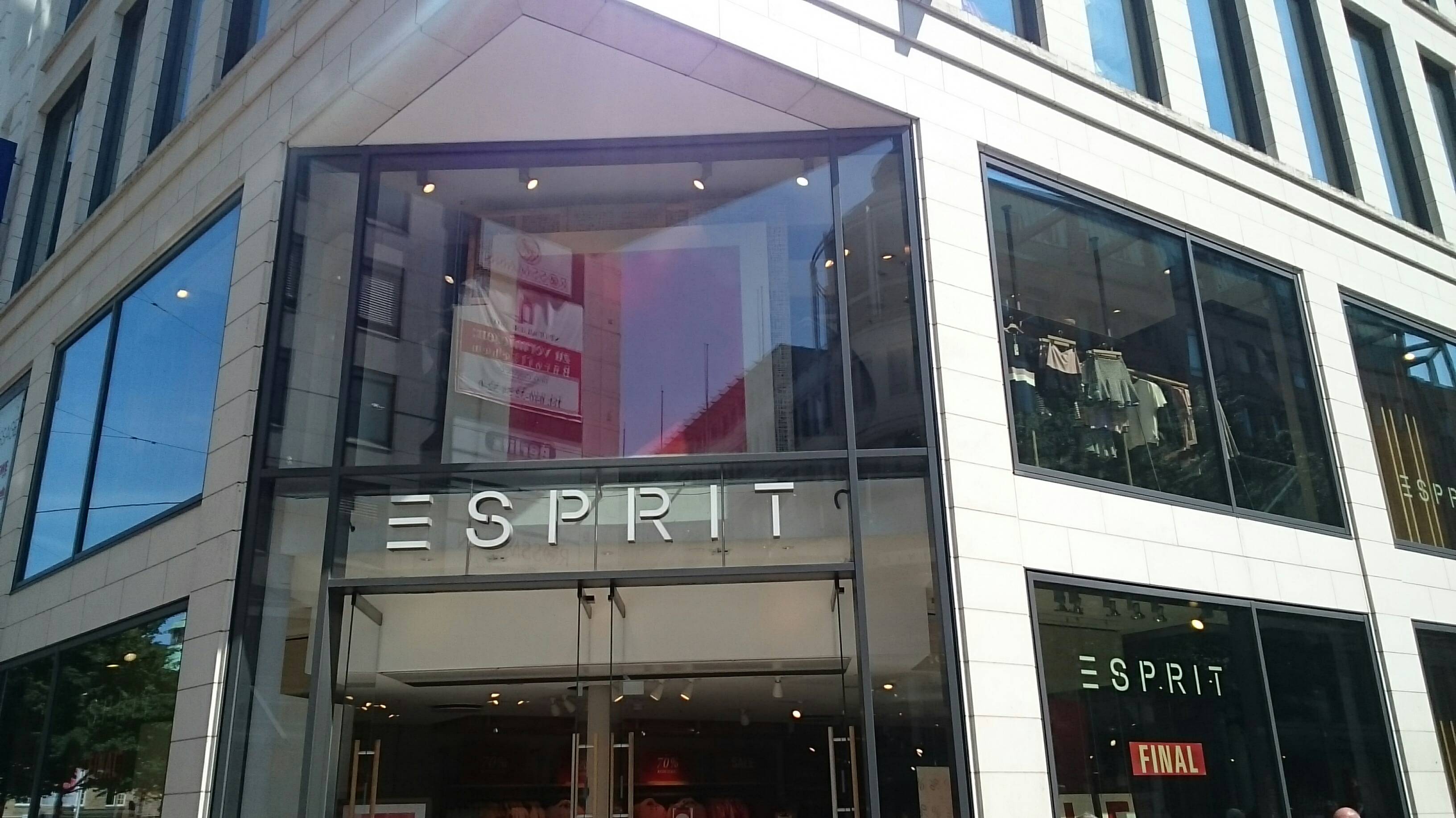 Bild 1 Esprit Store 896 in Hamburg