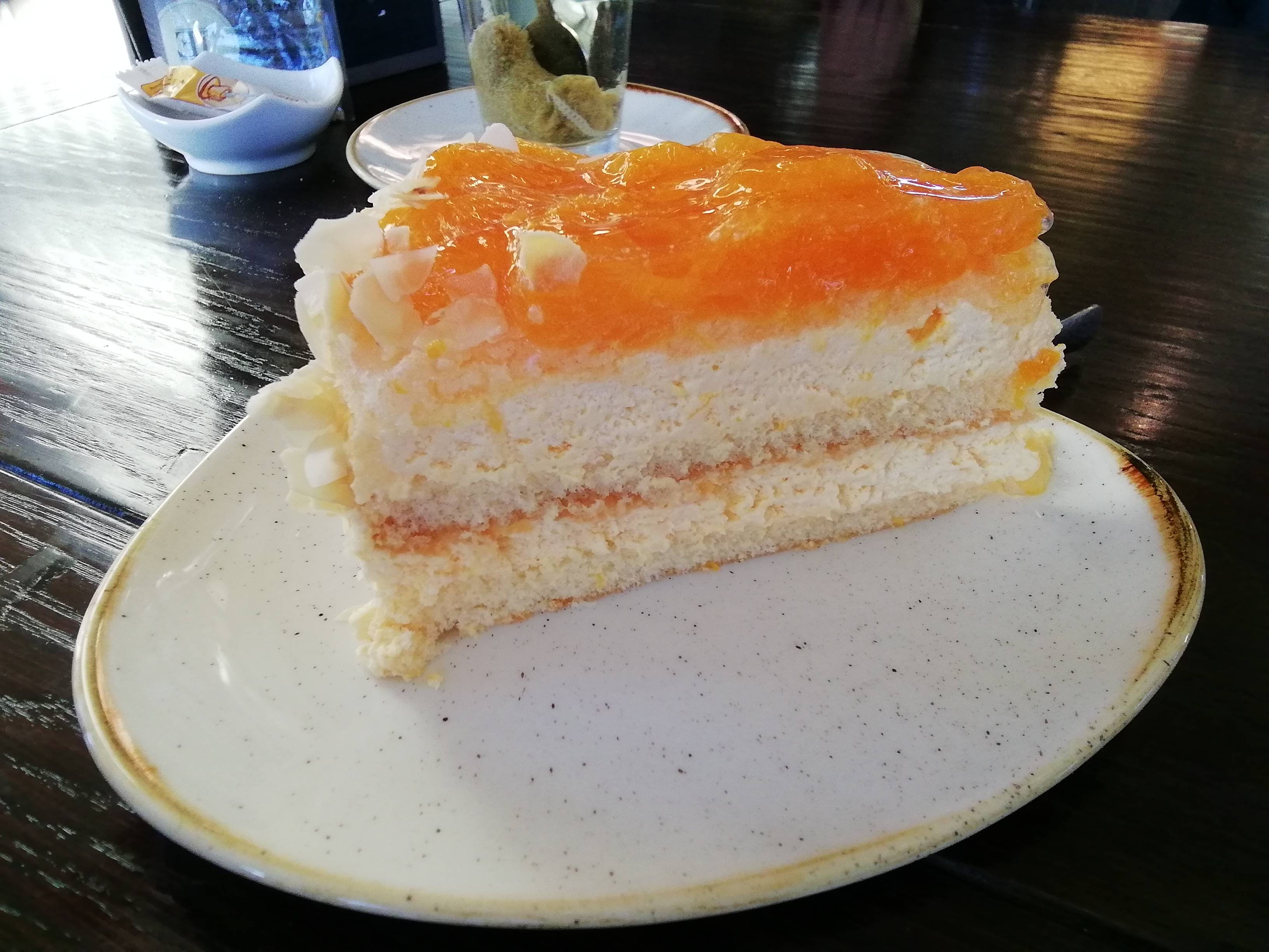 Mandarinen-Joghurt-Torte (3,80)