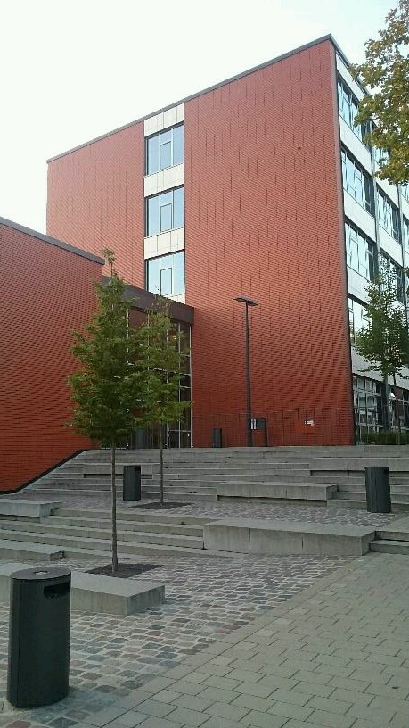 Bild 3 Hanse-Schule für Wirtschaft und Verwaltung in Lübeck