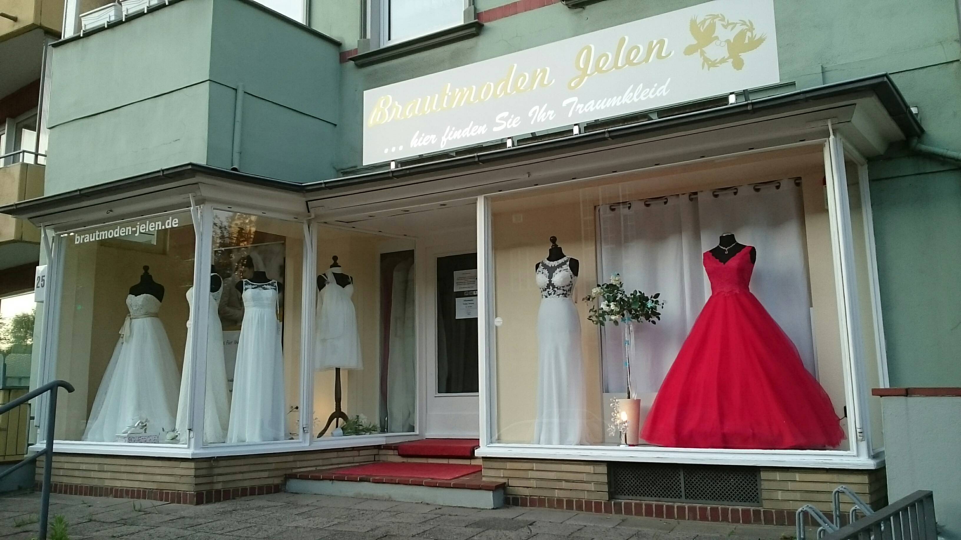 Bild 1 Brautmoden Jelen in Lübeck