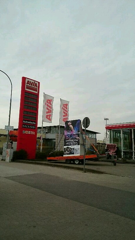 Bild 8 AVIA-Tankstelle in Lübeck