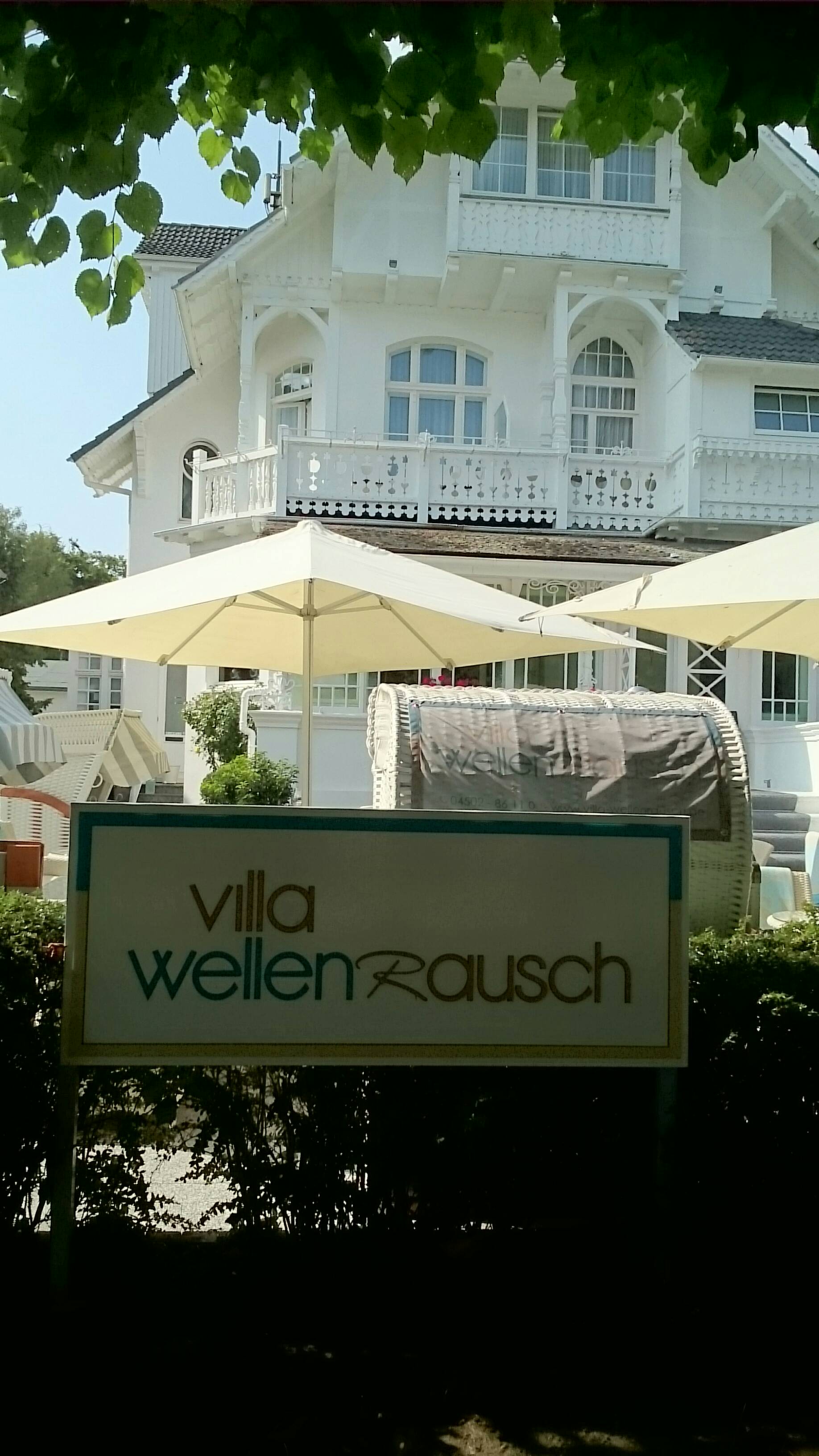 Bild 1 Villa WellenRausch in Lübeck