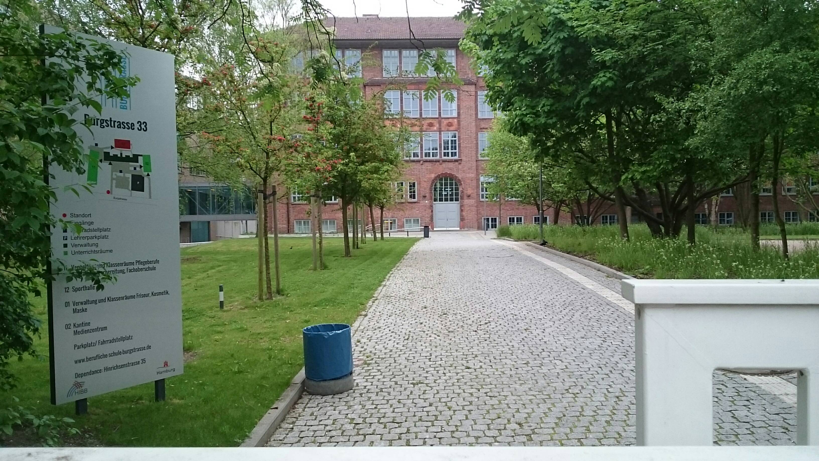 Bild 2 Berufliche Schule Burgstraße (W 8) in Hamburg