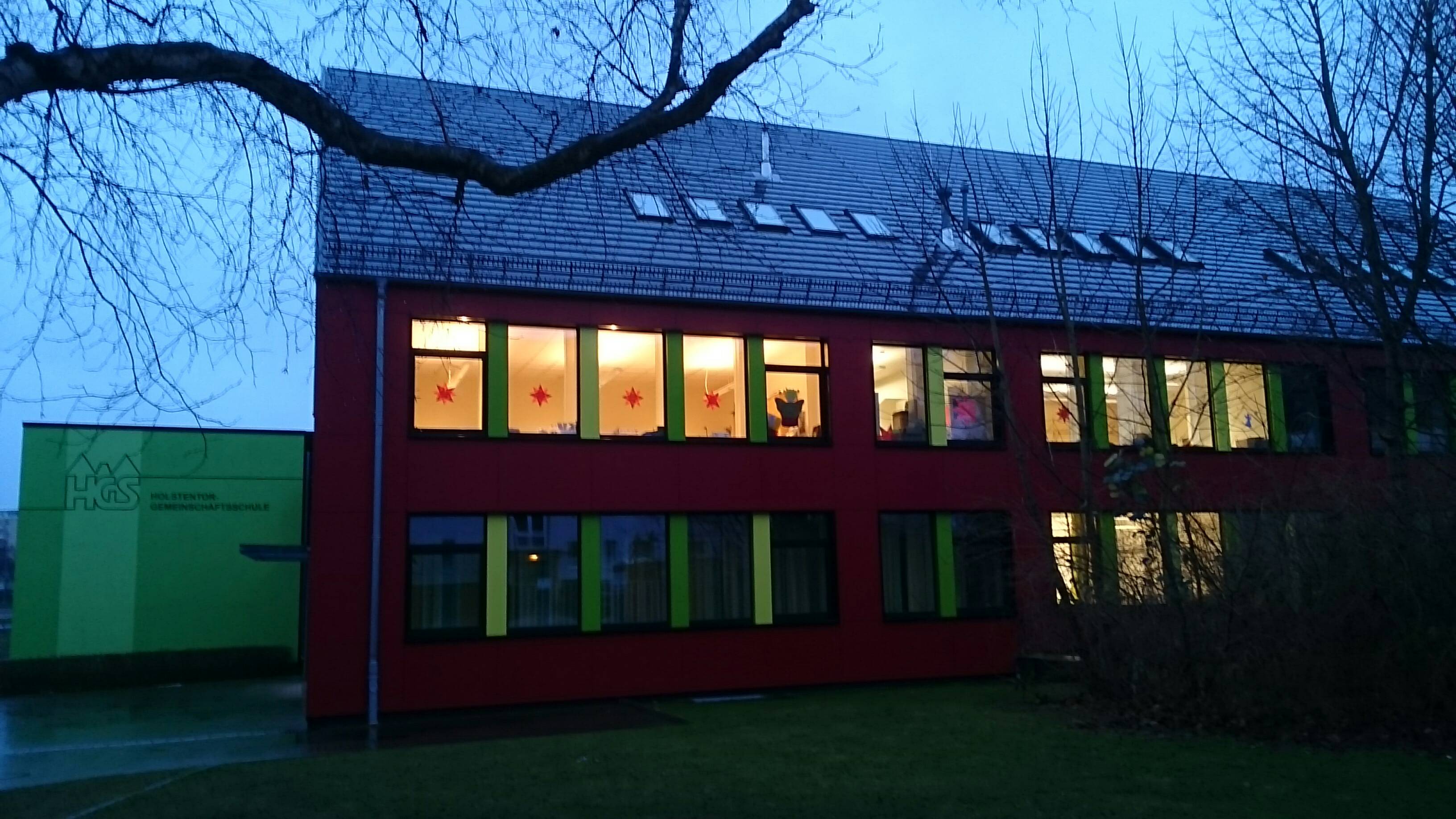 Bild 2 Holstentor-Gemeinschaftsschule in Lübeck