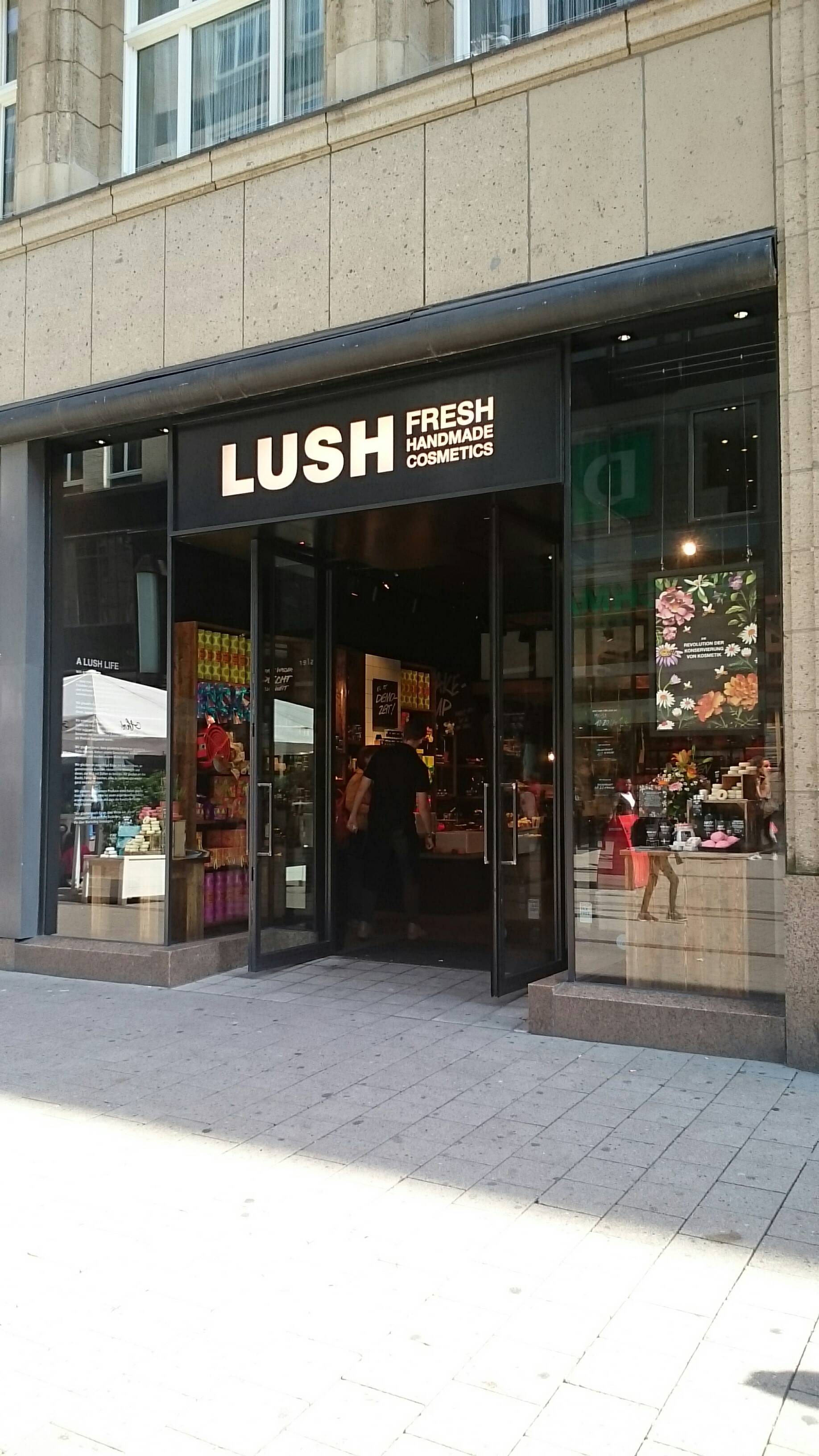Bild 1 Lush GmbH in Hamburg