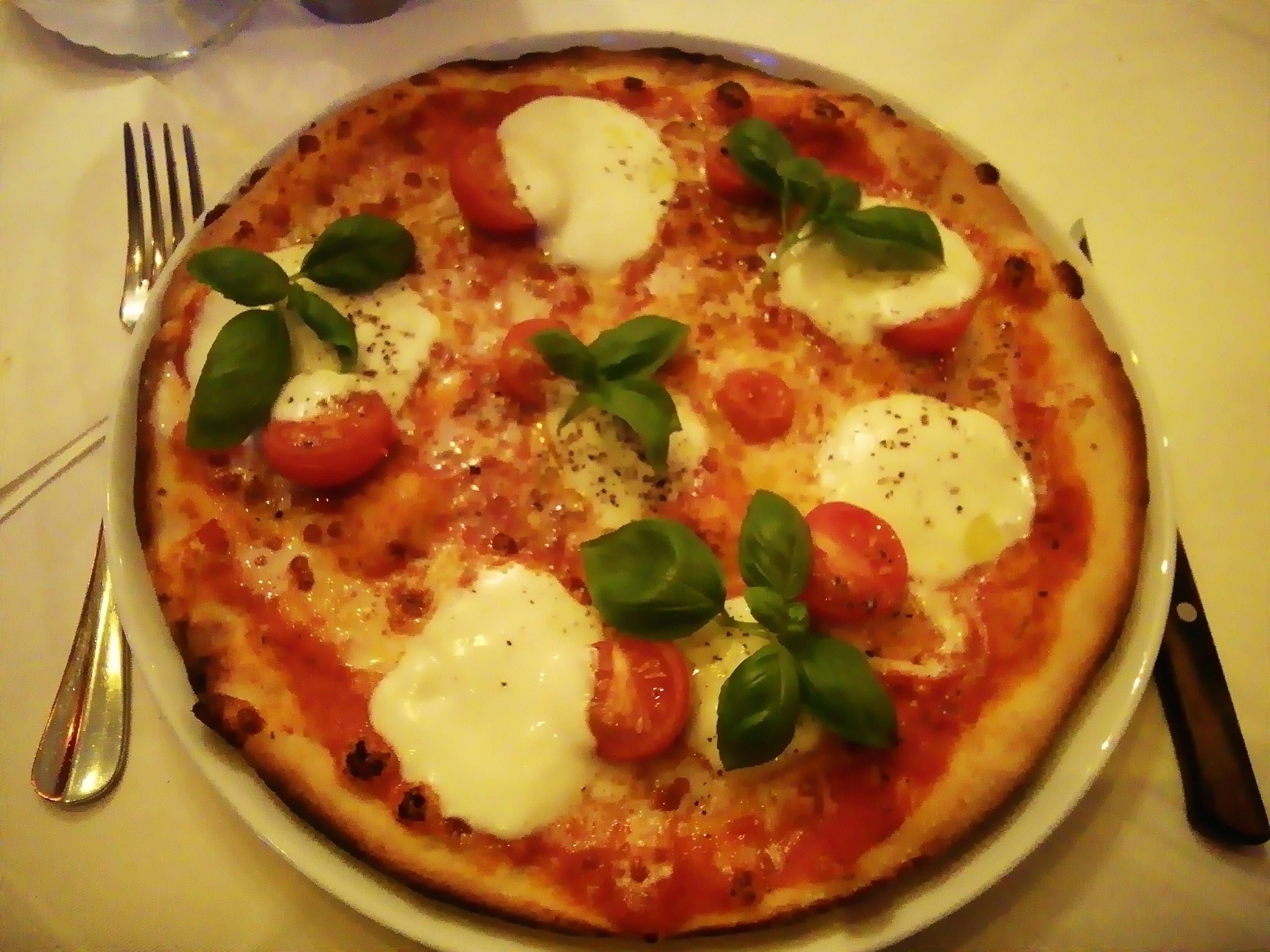 Pizza Caprese (9,50)