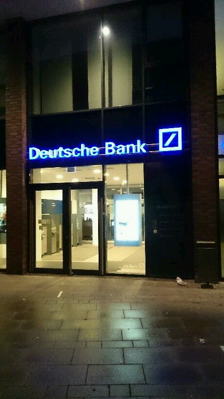 Bild 3 Deutsche Bank Filiale Lübeck-Kaufhof in Lübeck